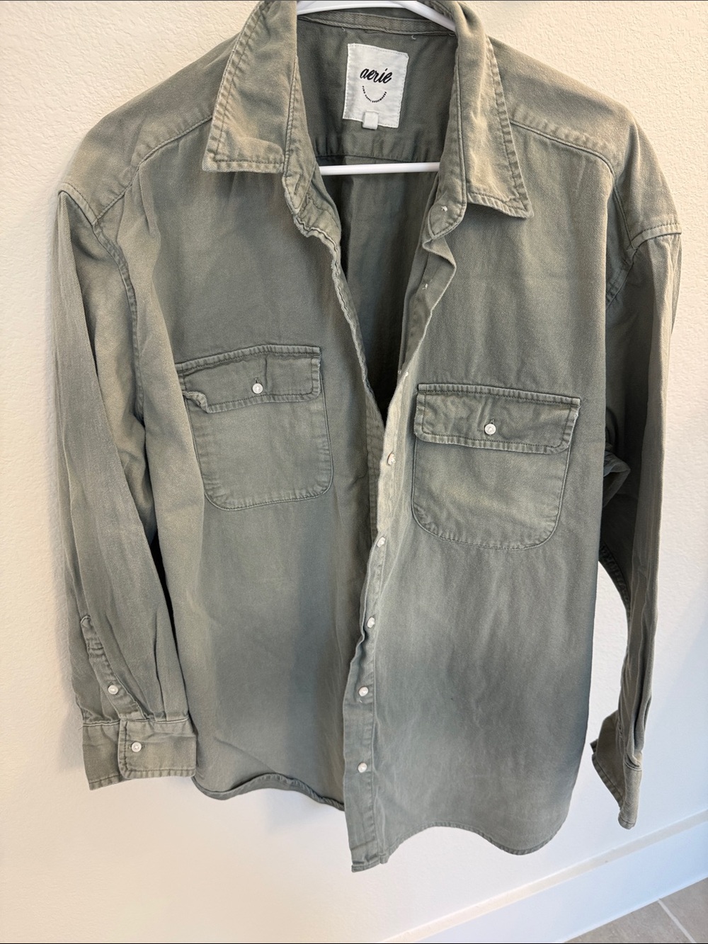 aerie Olive Green Women's Button-Down Utility Shirt